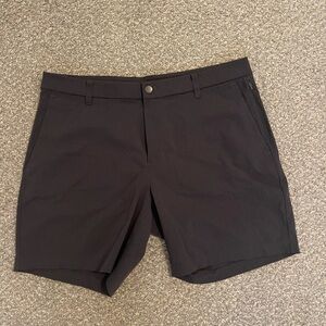 lululemon athletica Men's Black Hybrid Shorts